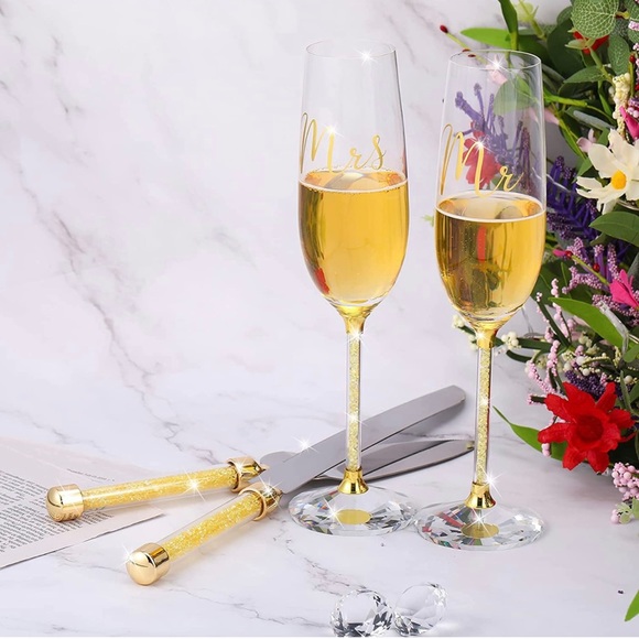 Boao 4 Piece Wedding Toasting Flutes & Cake Server Set WeddingReception Supplies - Picture 1 of 8